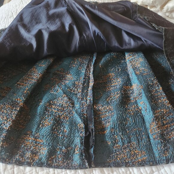 Y2K Teal Textured Pleated Brocade Skirt – Size M - Picture 10 of 12